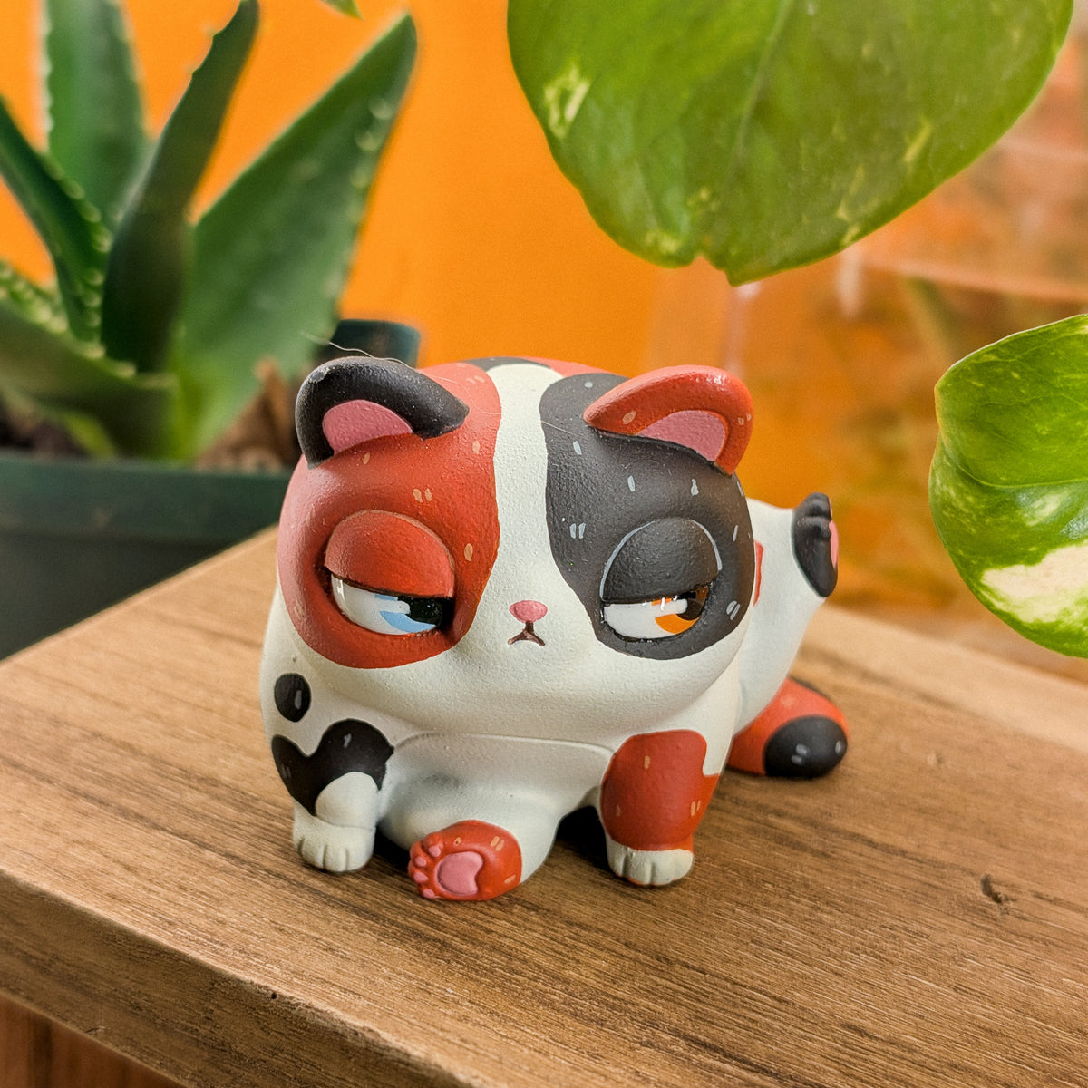 Furrnado Calico · Standard