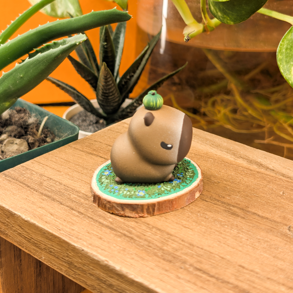 Capy Apple · Micro Diorama